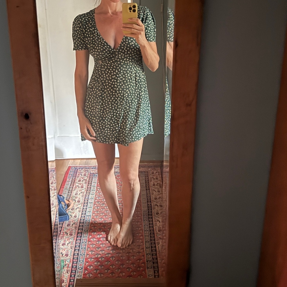Volcom Green and White Puff Sleeve Mini Sundress